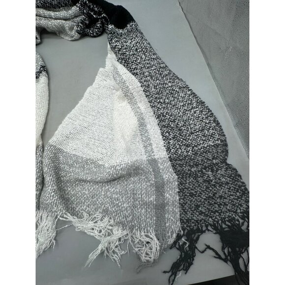 Womens Charlie Acrylic Knit Black White Textured Scarf Fringed Ends 76x20" READ - Picture 5 of 5